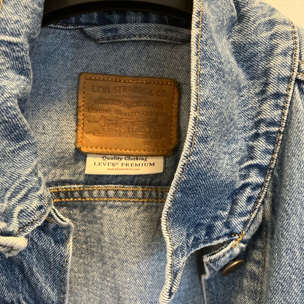 Levi's Dark Blue Denim Jacket  Xsmall - Picture 2 of 12